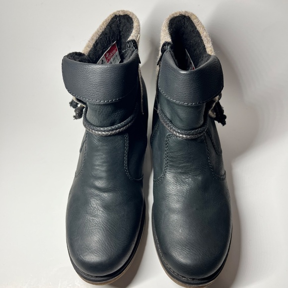 Rieker Fee 93 Woman’s Black Ankle Bootie Foldover Side Tie Zipper Size 41 - Picture 7 of 13